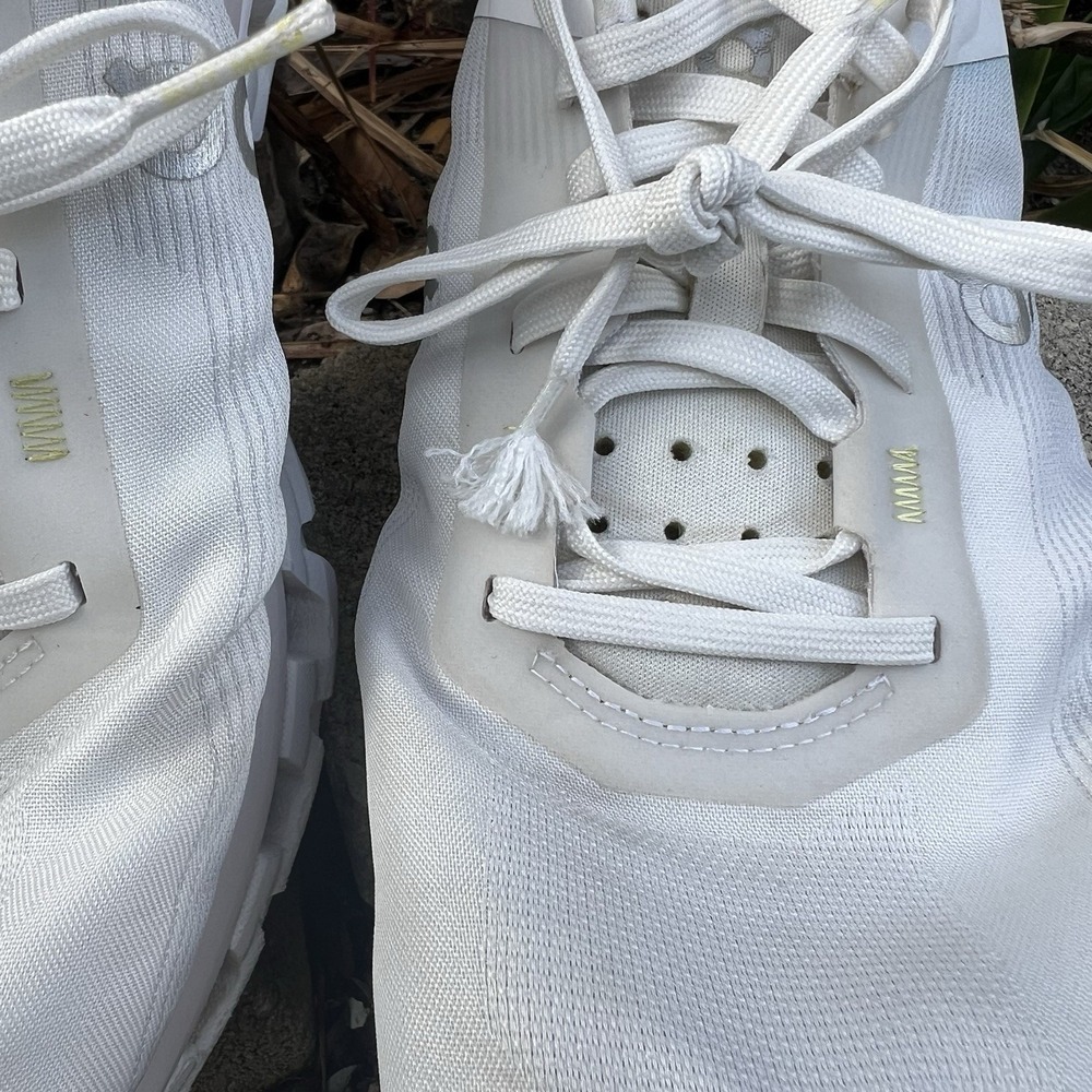 On Running Cloudflow 4 Women's White/ Sand Trainers Shoes 3WD30110248 Size 9 - Picture 4 of 10